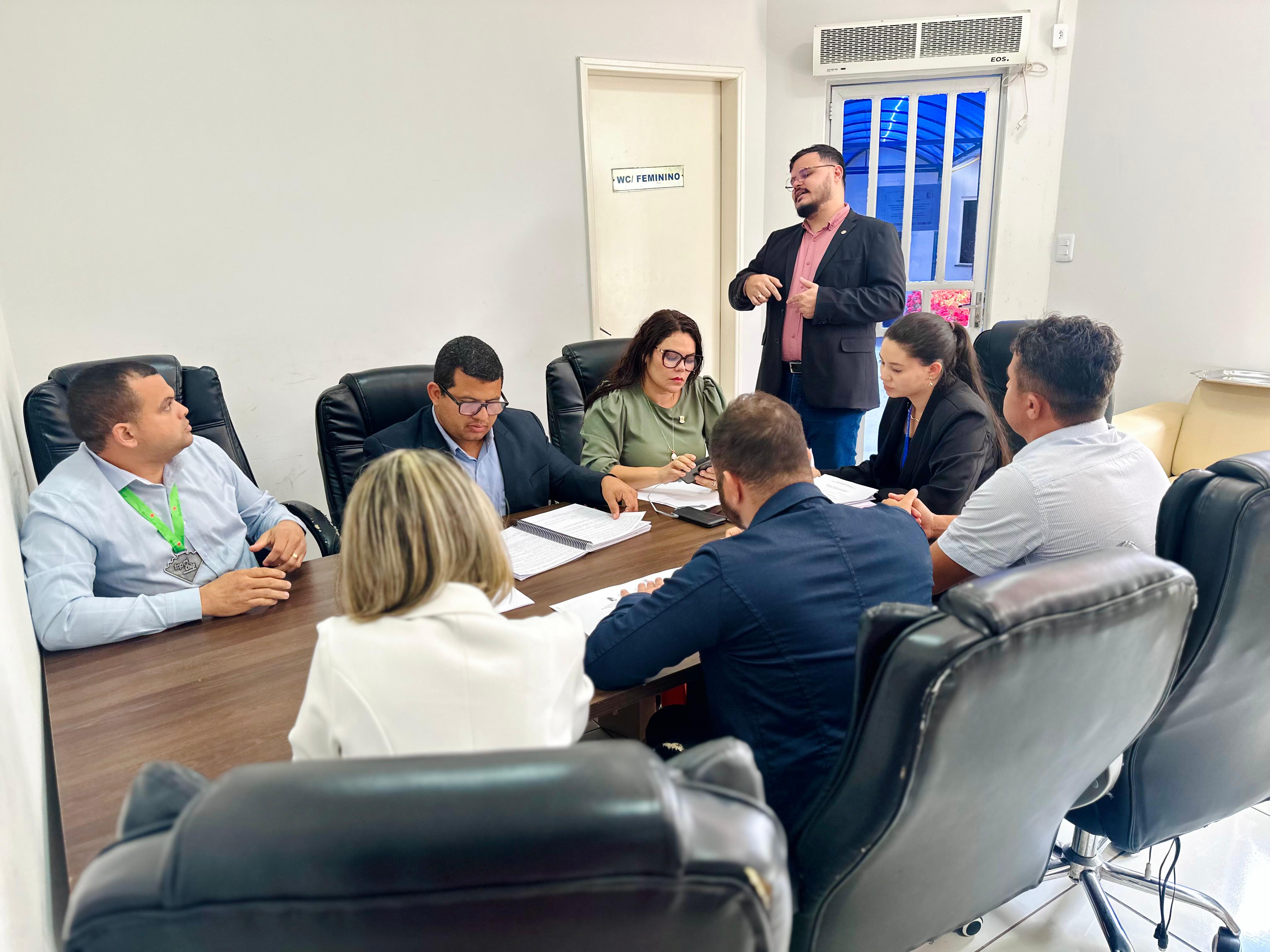 Comissão de Orçamento da Câmara de Imperatriz realiza reunião extraordinária