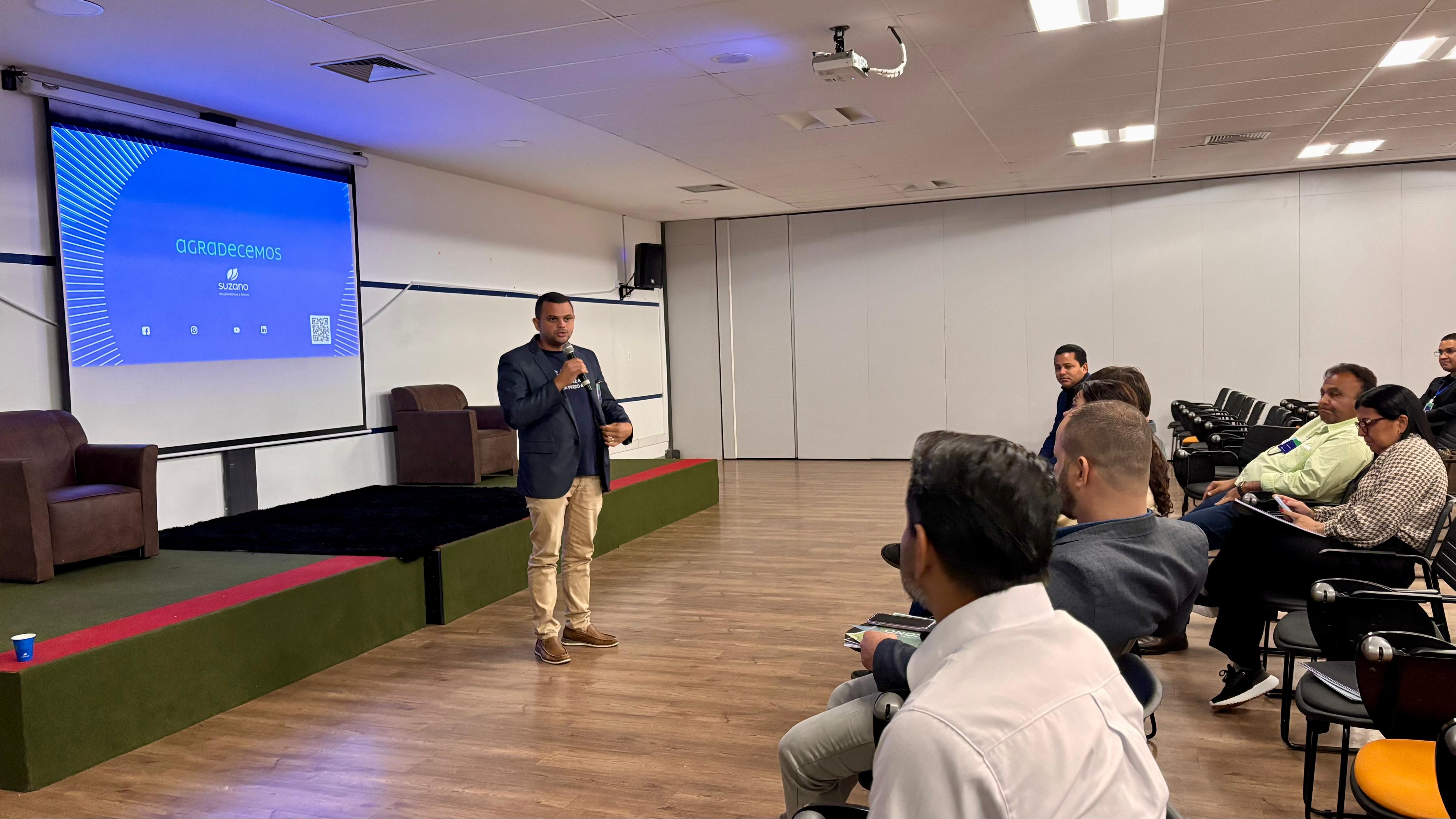 Vereadores realizam visita institucional à Suzano