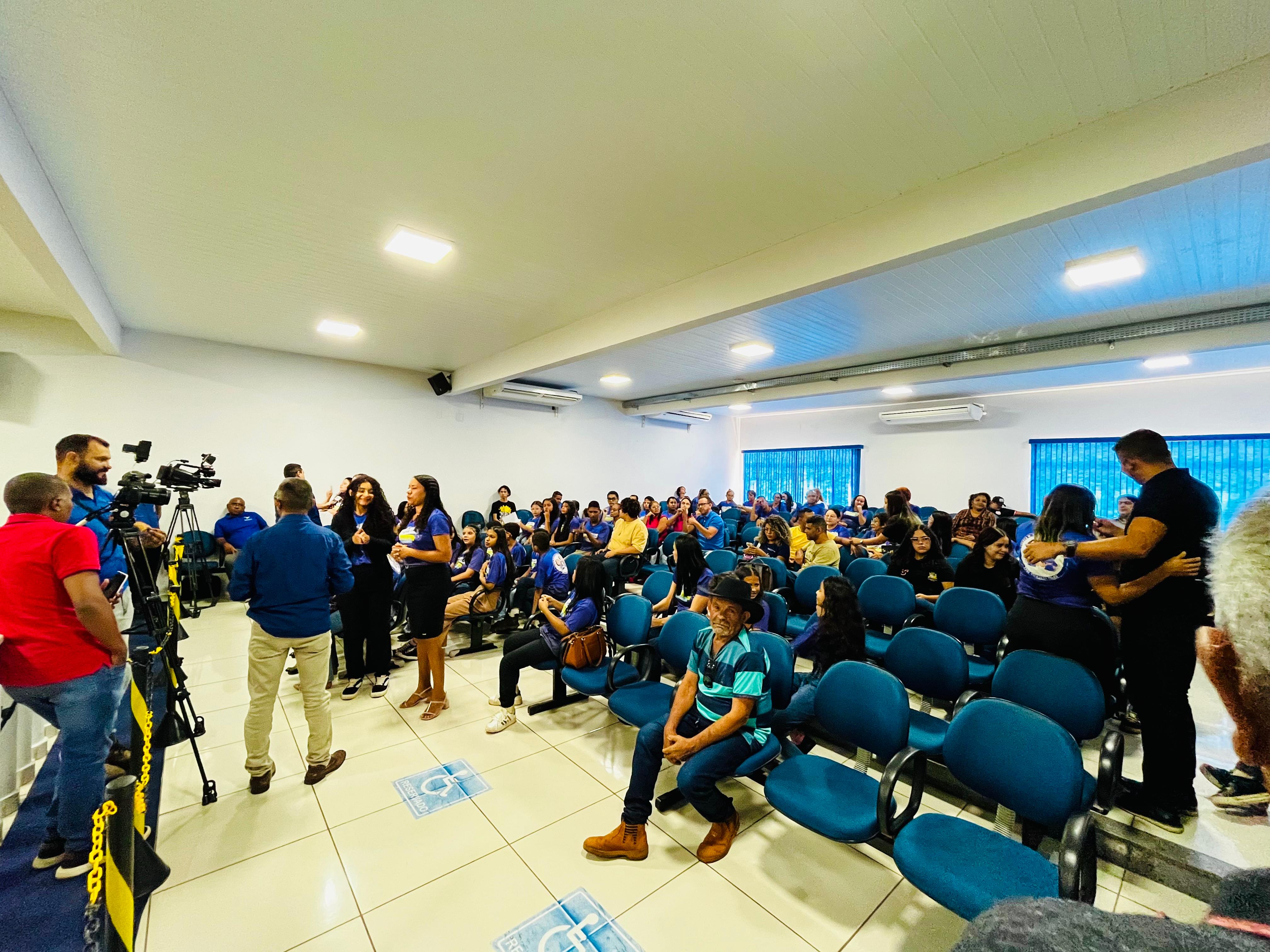 Câmara realiza Tribuna Popular em alusão ao Dia Nacional dos Surdos