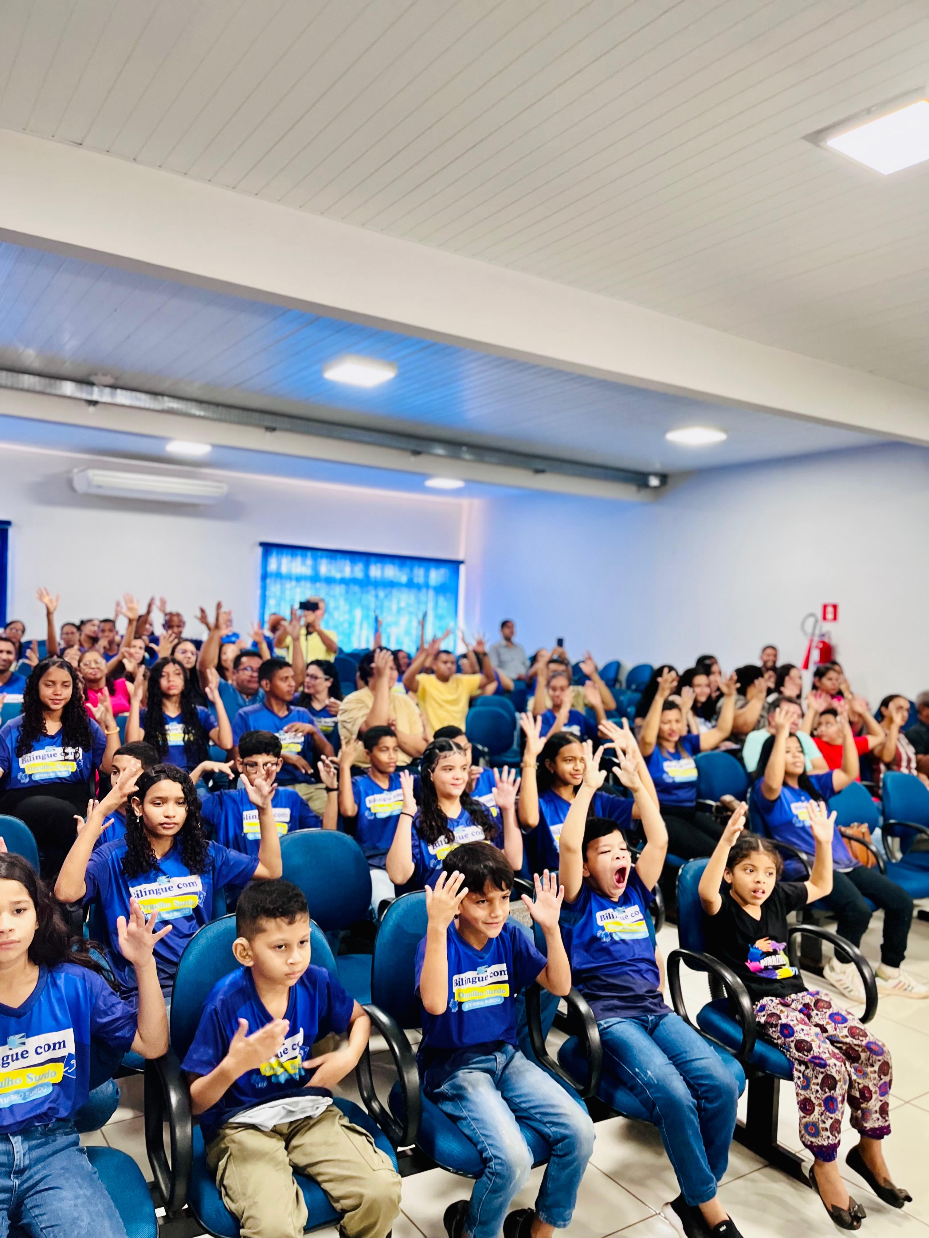 Câmara realiza Tribuna Popular em alusão ao Dia Nacional dos Surdos