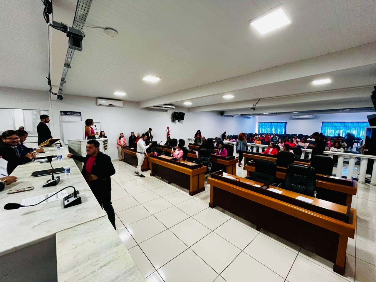 Tribuna Popular destaca campanha Outubro Rosa