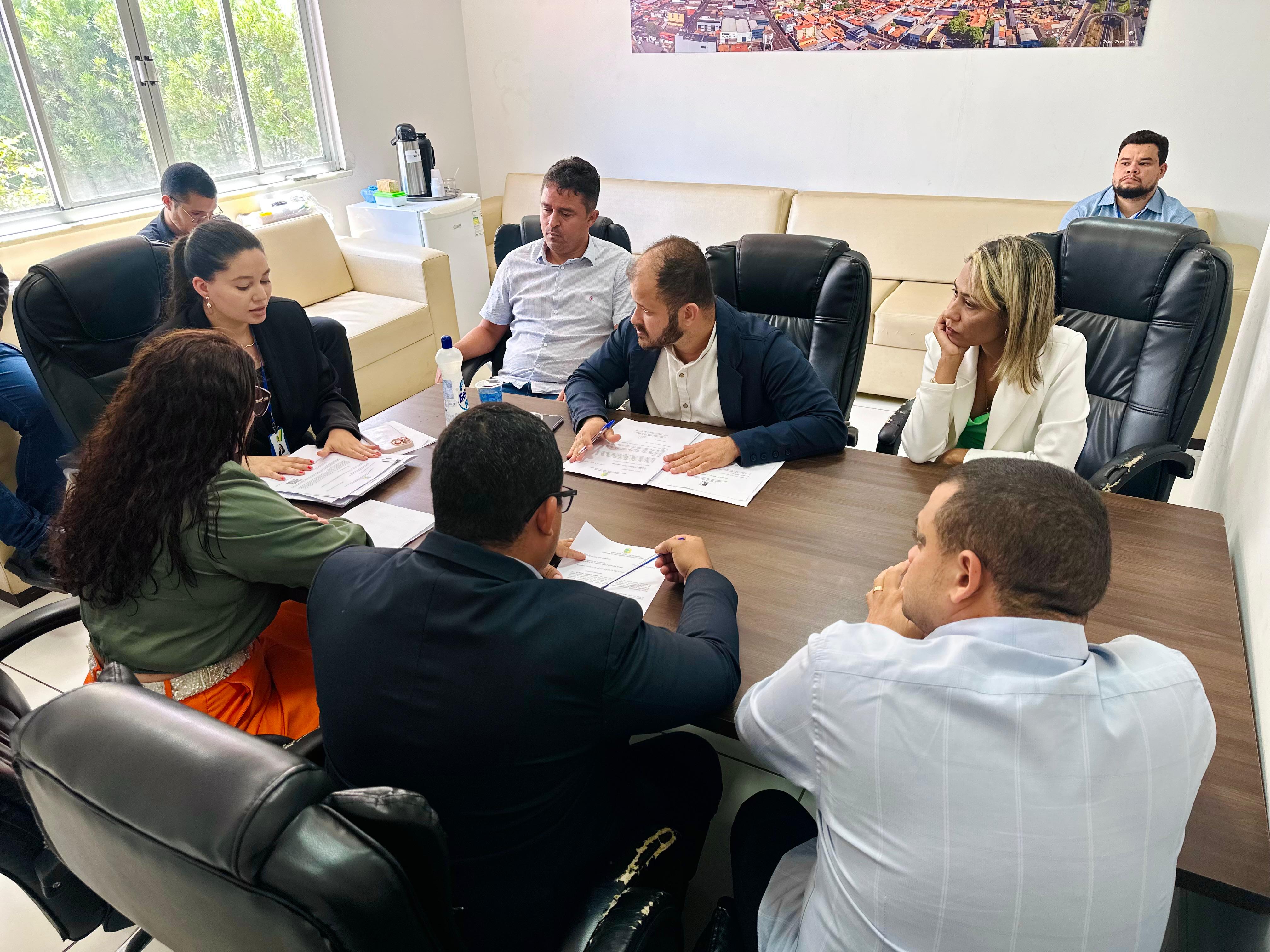 Comissão de Orçamento da Câmara de Imperatriz realiza reunião extraordinária