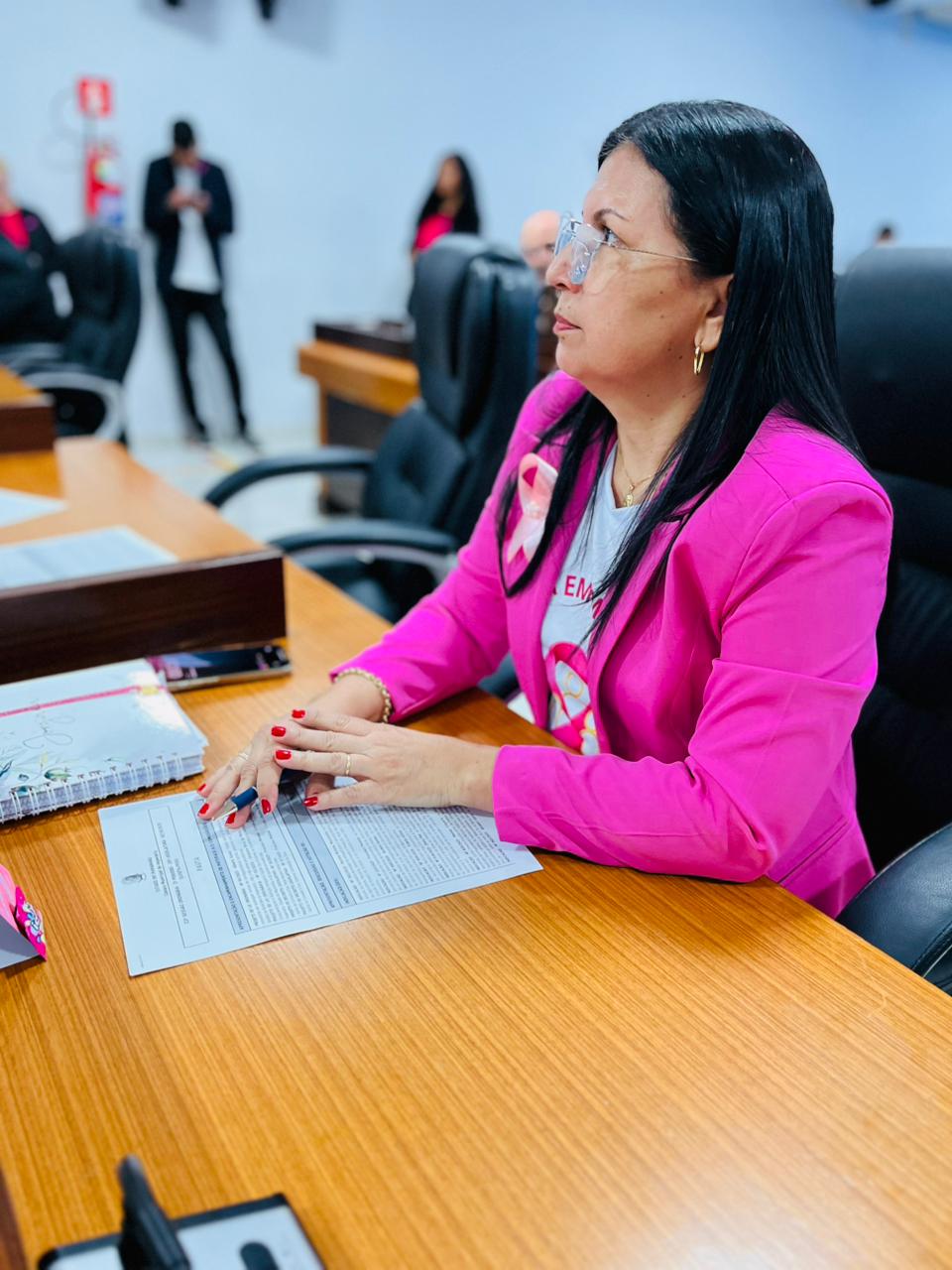 Tribuna Popular destaca campanha Outubro Rosa