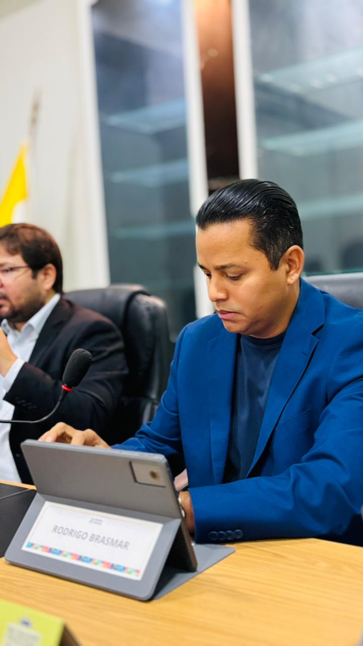Câmara aprova contas da gestão municipal de 2016 do ex-prefeito Sebastião Madeira