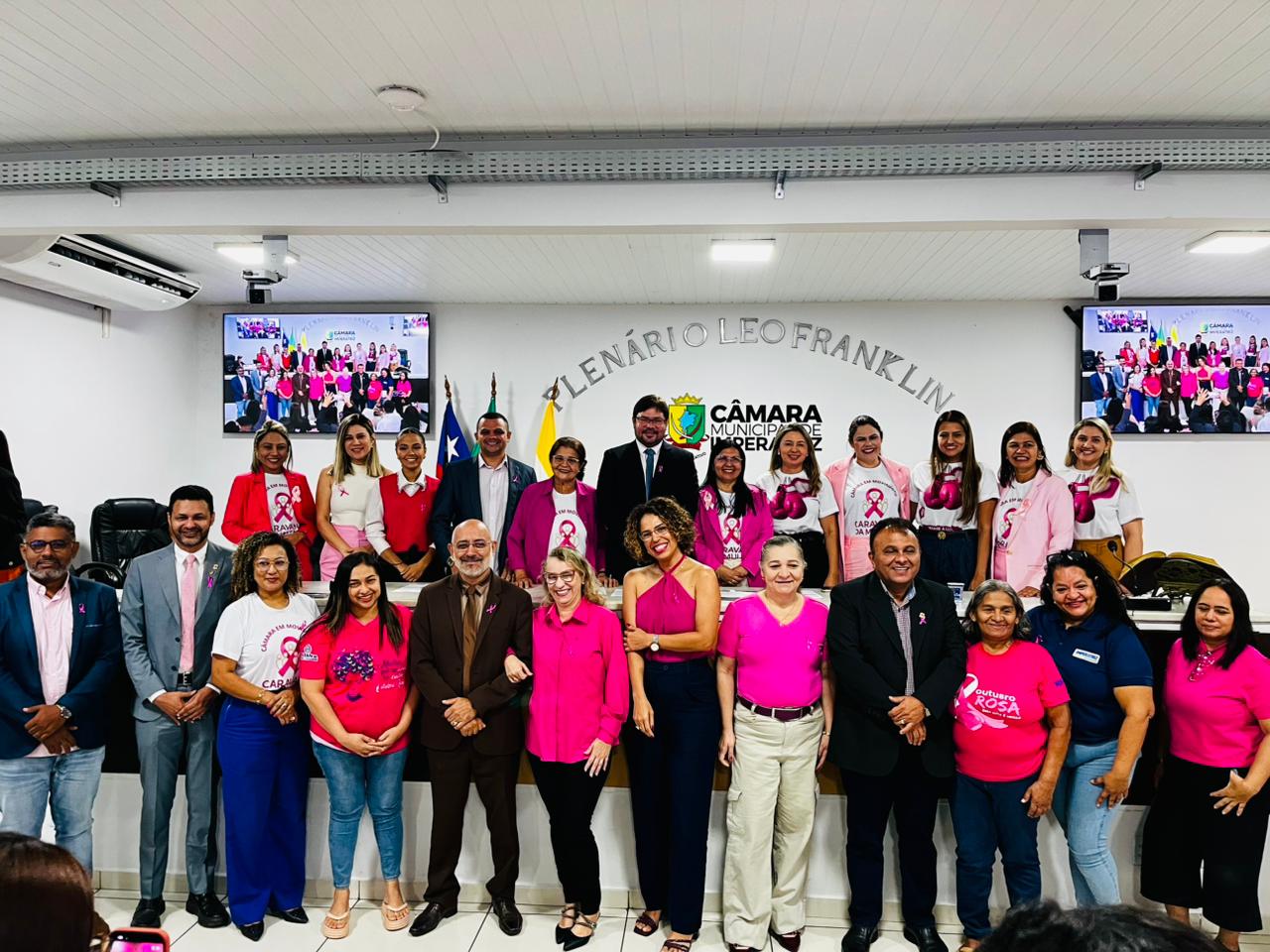 Tribuna Popular destaca campanha Outubro Rosa