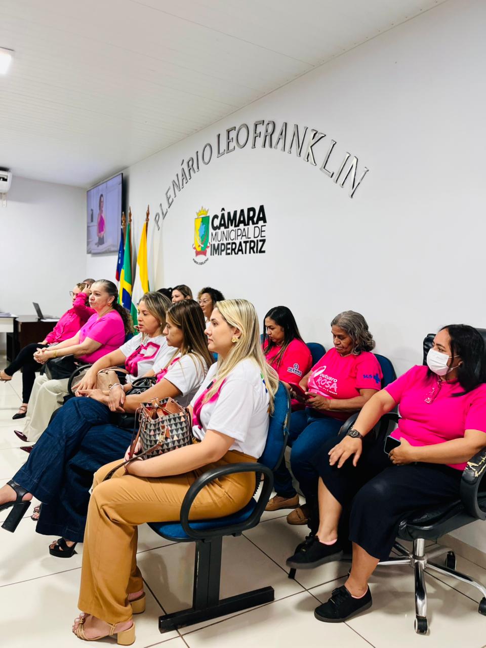 Tribuna Popular destaca campanha Outubro Rosa