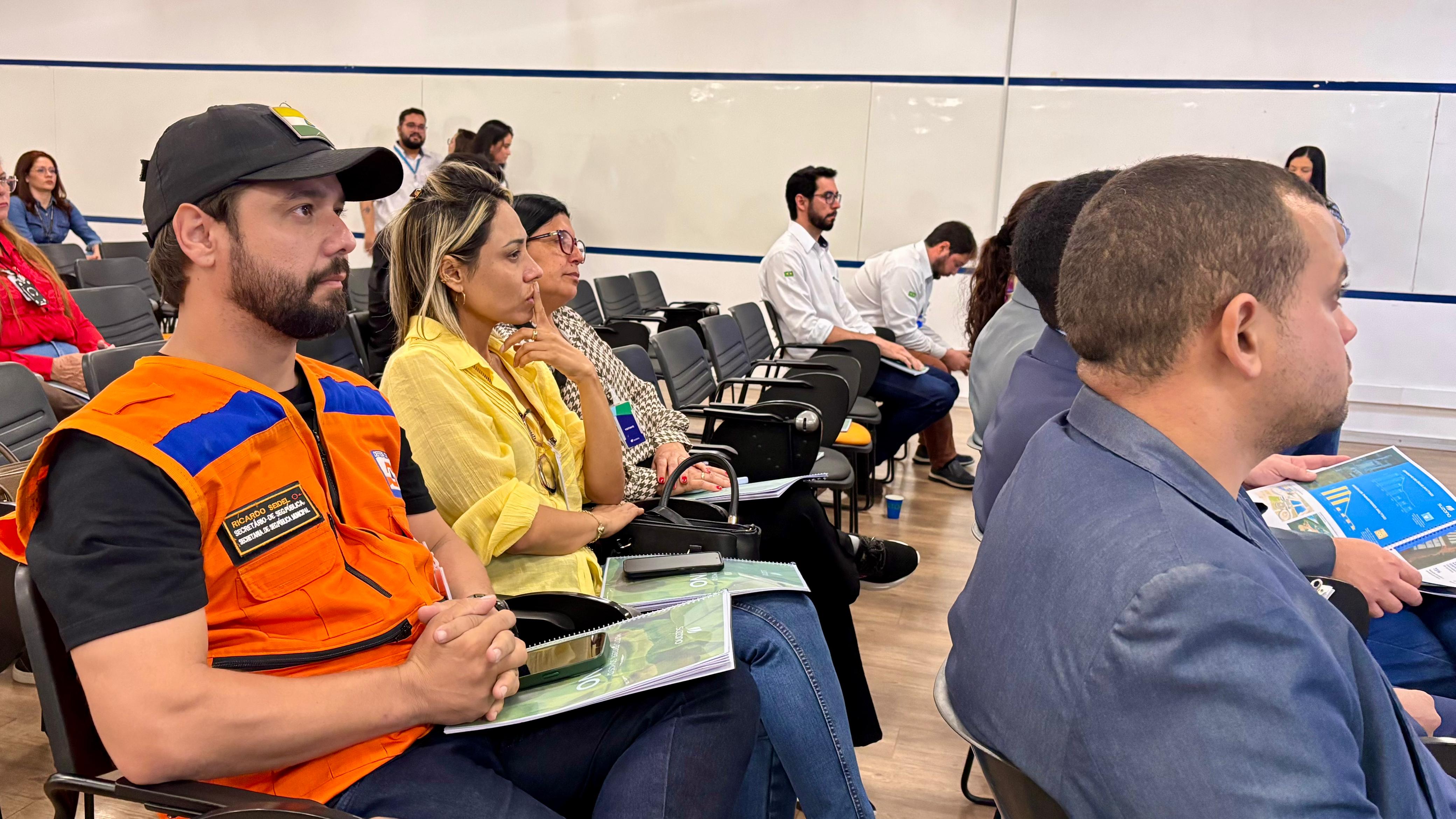 Vereadores realizam visita institucional à Suzano
