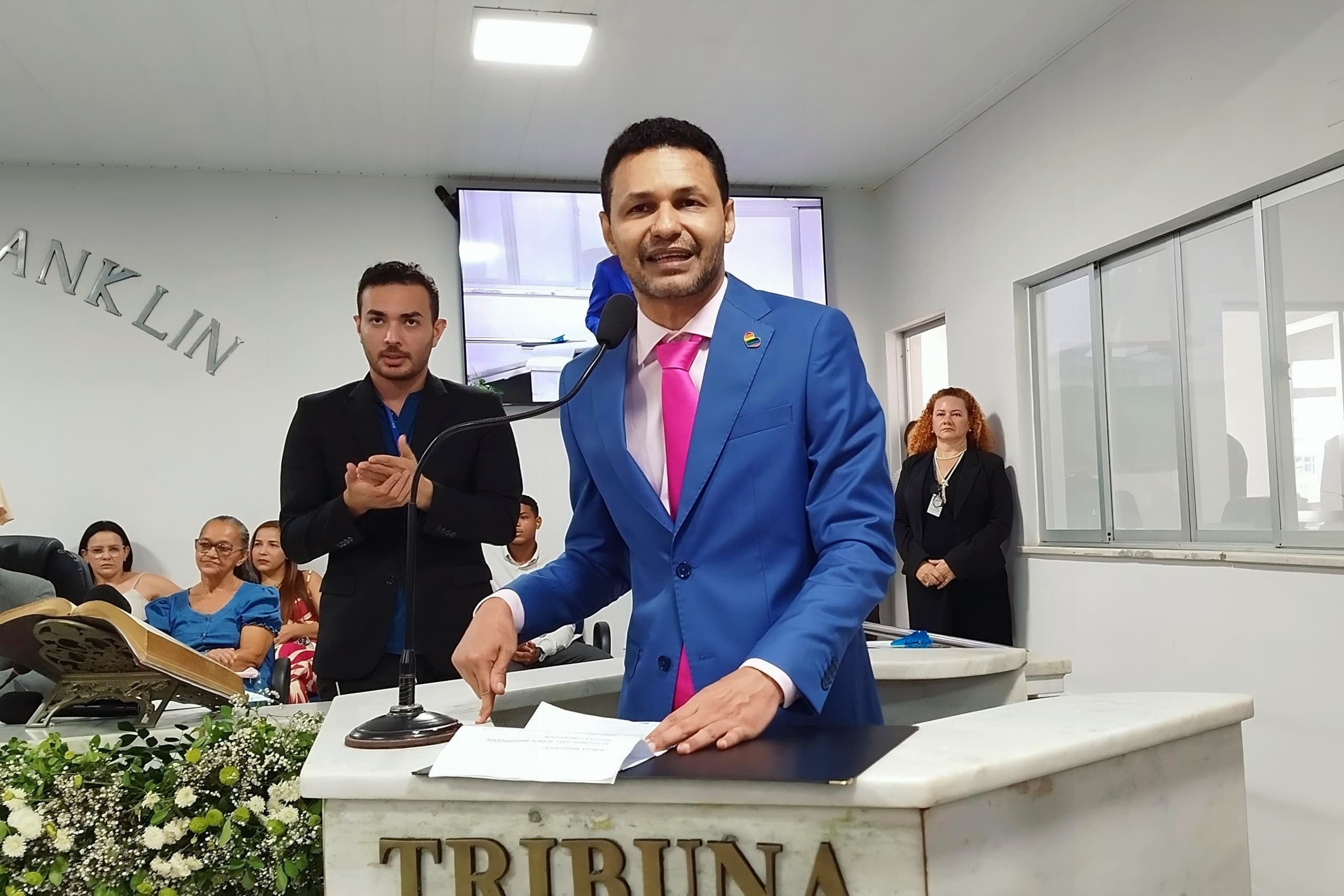 Whallassy Oliveira e Aurélio Gomes tomam posse como vereadores de Imperatriz