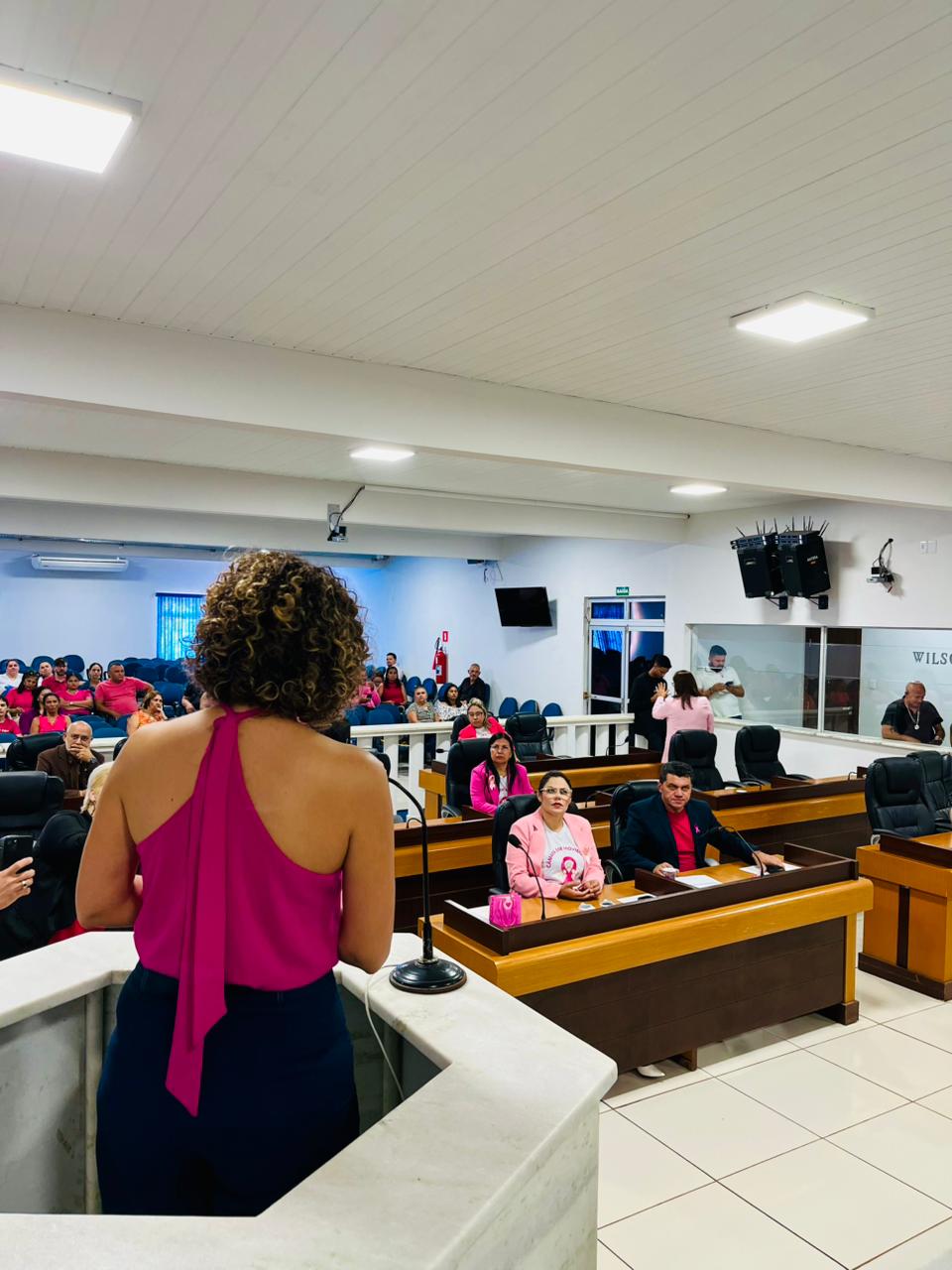 Tribuna Popular destaca campanha Outubro Rosa