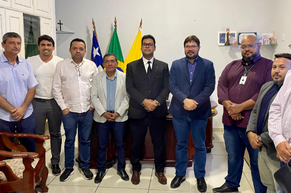 Central das Creches do Brasil realiza visita institucional à Câmara de Imperatriz