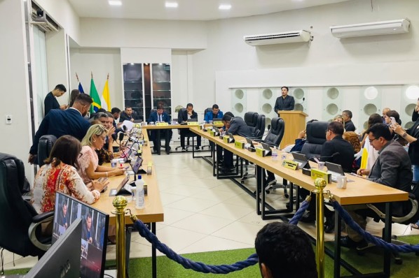 Câmara aprova contas de 2015 da gestão do ex-prefeito Sebastião Madeira