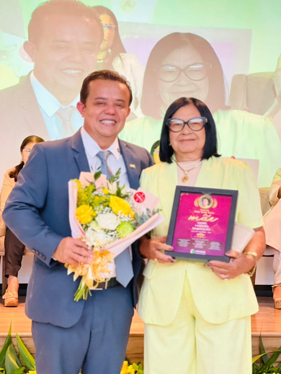 Câmara realiza solenidade em alusão ao Dia das Mães com entrega da Comenda Hilda Rocha Cortez