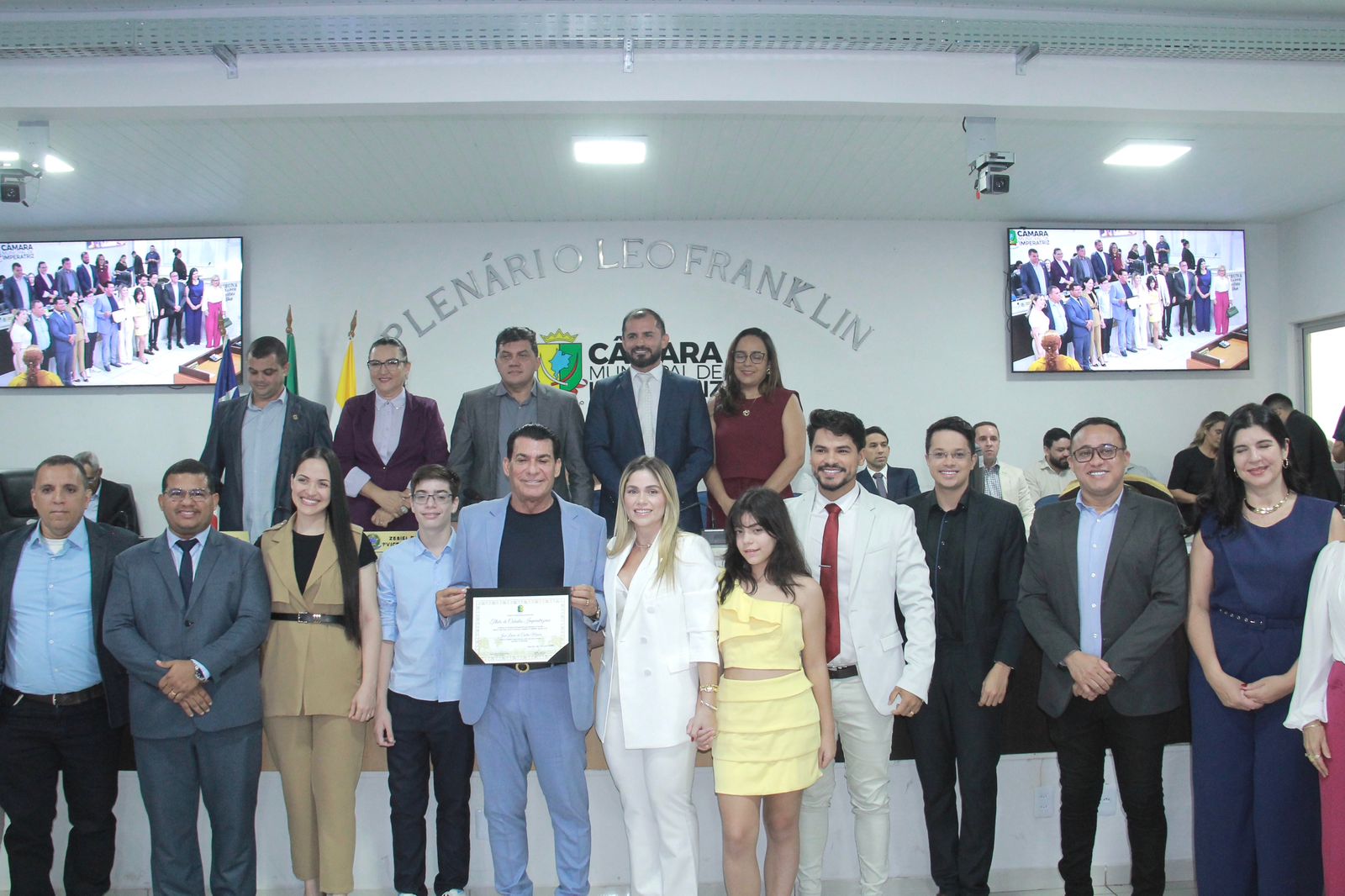 Câmara Municipal realiza manhã de entrega de honrarias