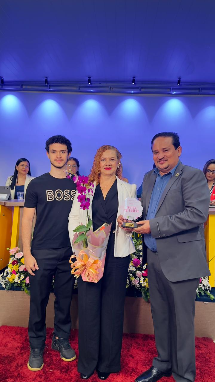 Câmara realiza sessão solene para entrega da Comenda Alvina Vieira Fortaleza