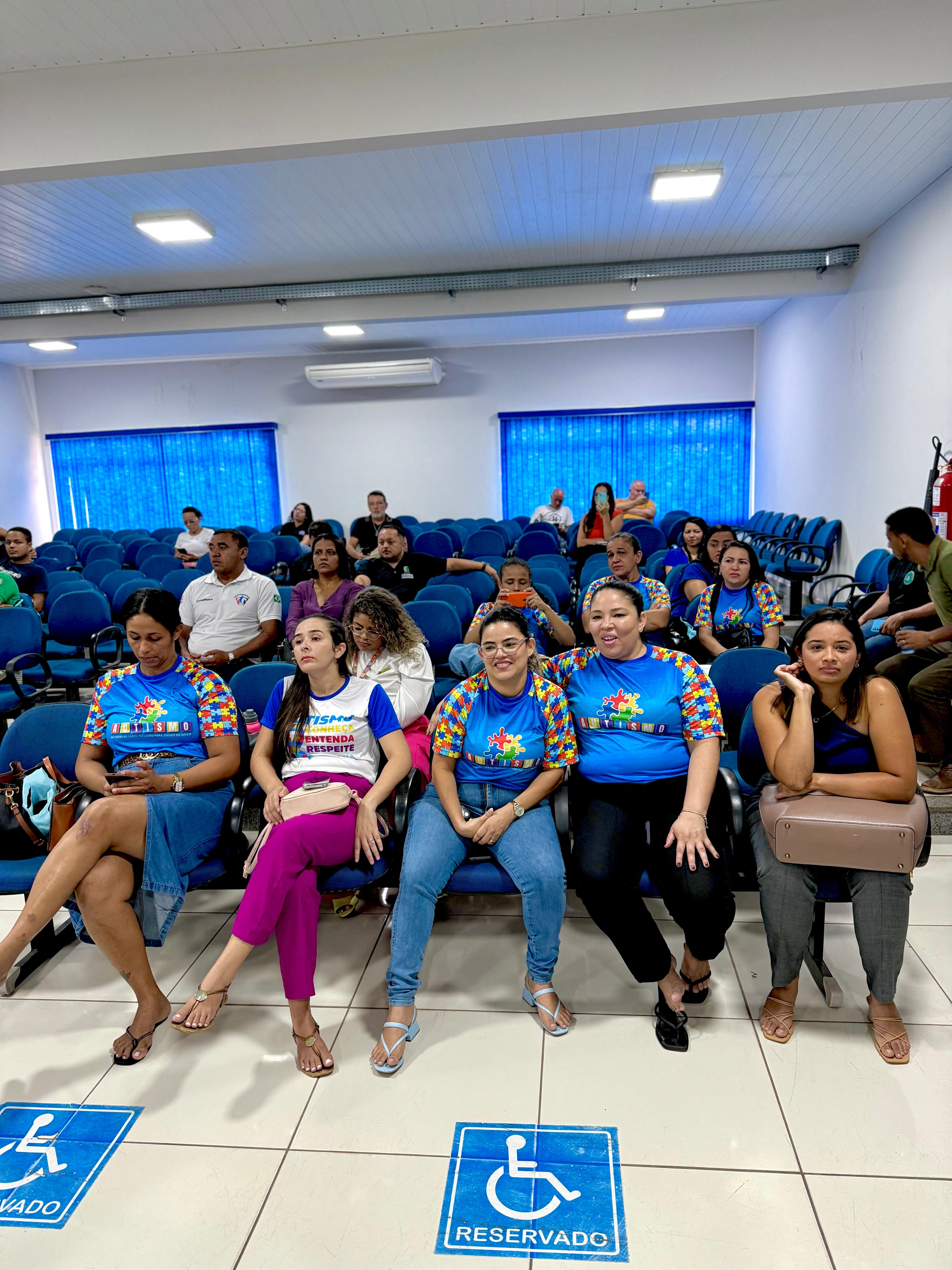 Tribuna debate Dia da Conscientização sobre o Autismo no Brasil
