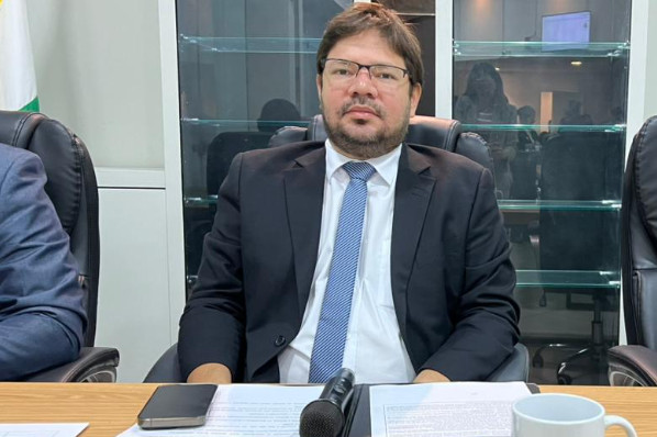 Vereadores discutem proposta de construção de terminal de integração nas avenidas Newton Bello...