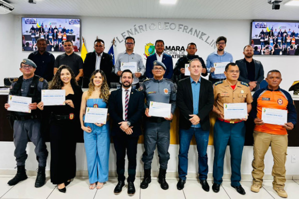 Câmara realiza sessão solene em reconhecimento às forças de segurança de Imperatriz