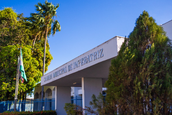 Câmara realiza Audiência Pública para discutir proposta que altera lei de funcionamento de bare...