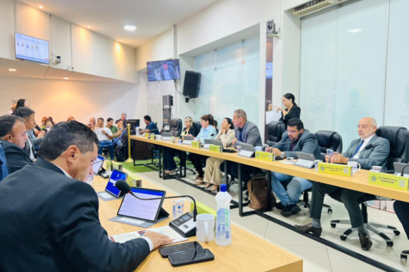 Vereadores aprovam moção de aplauso à AMA pela 2ª Corrida de Conscientização do Autismo