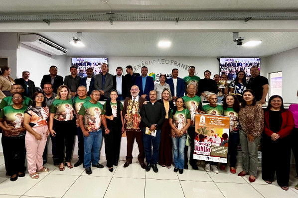 Semana Nacional e Municipal da Família é tema de reflexão na Tribuna Popular da Câmara de Imper...