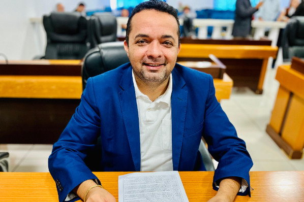 Solicitada recuperação asfáltica para Avenida Paulo Afonso