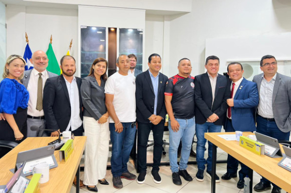 Moradores do Grande Cafeteira discutem situação da Arena Cafeteira em Tribuna Popular