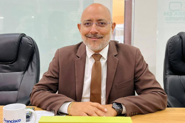 Indicação defende enquadramento dos auxiliares de magistério no Grupo Ocupacional do Magistério...